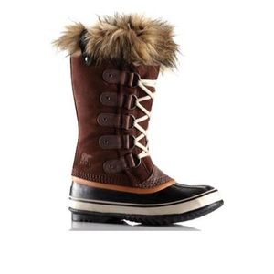 Joan of arctic boot